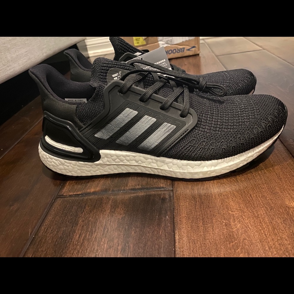 Adidas ultra boost 20 core